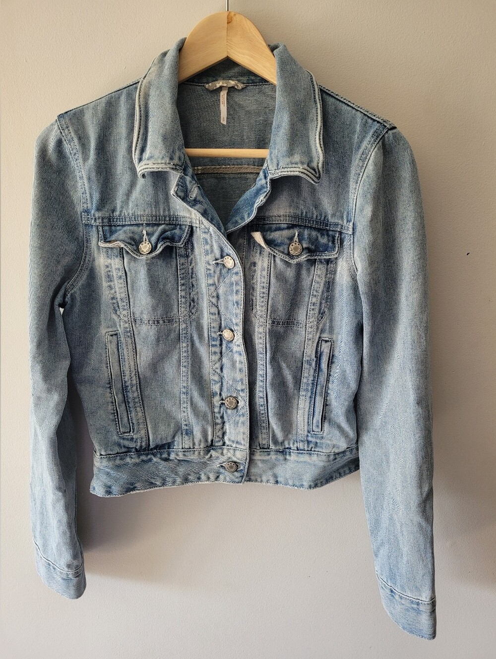 Free People We The Free Lined Denim Jacket Light Wash Paisley Accent Size Small